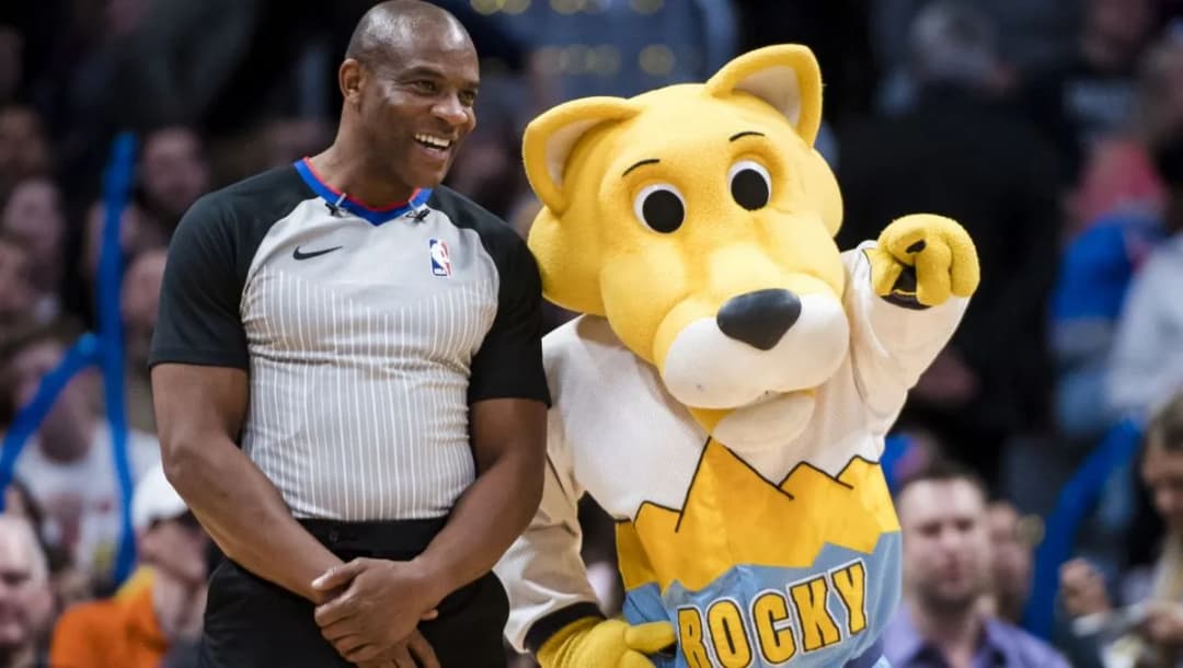 Ile zarabiają maskotki NBA? Zaskakująco duże pensje w sporcie!